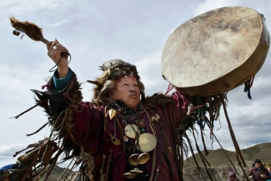 Шаманы России провели обряды в защиту наших воинов vk.com/verhovny_shaman