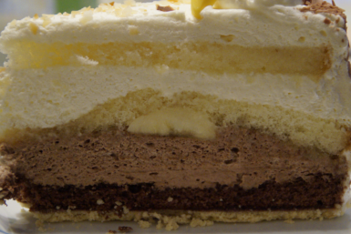 В этот банановый пирог влюбилась даже свекровь: нежный воздушный десерт на песочном тесте