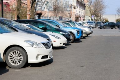 парковка, парковки во дворах, Дмитрий Осипчук, ИА PrimaMedia.ru