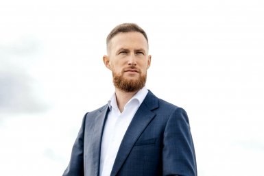 . группа в социальной сети &quotВКонтакте&quot международного аэропорта Красноярск