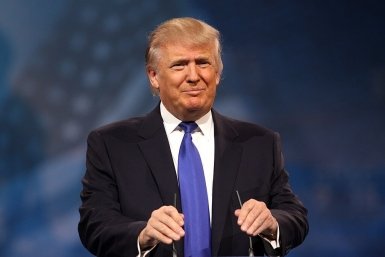 Трамп намекнул на ужесточение давления на Тегеран commons.wikimedia.org