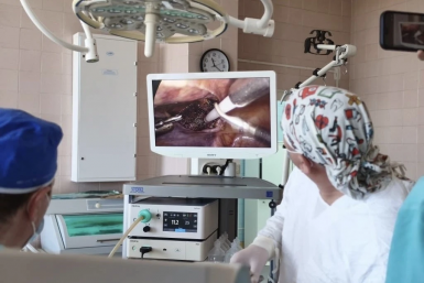 Первую в истории лапароскопию по удалению паховой грыжи провели в Братске Предоставлено правительством региона