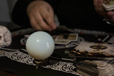 Разожгут огонь: астролог назвала 5 самых страстных мужчин по знаку зодиака