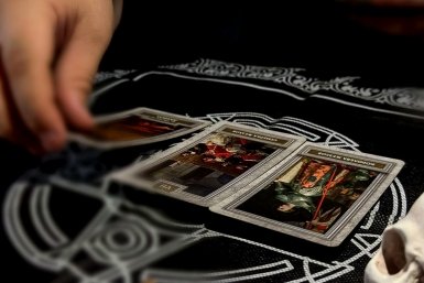 Изменят судьбу в июне-2026: жизнь этих 3 знаков зодиака круто повернется в начале лета — прогноз астролога