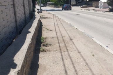 Жители пожаловались на состояние улицы Прокуратура Севастополя