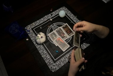 Шквал денег накроет 3 знака зодиака: приятный звон монет в июне — прогноз астролога