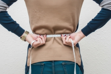 Врачи назвали скрытые причины набора веса осенью и раскрыли главные ошибки