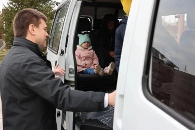 Власти Красноярского края помогут с покупкой микроавтобуса при рождении седьмого ребёнка