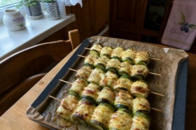 Кабачки затмят любой шашлык: шпажки, сыр и духовка — и золотистые кусочки с нежной сердцевиной готовы