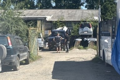 В автомастерской Артёма задержали шестерых иностранцев пресс-служба УМВД России по Приморскому краю