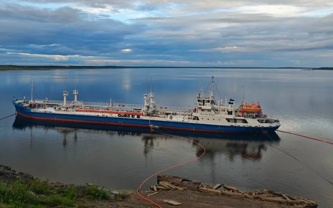 . пресс-служба &quotКрасноярскнефтепродукт&quot